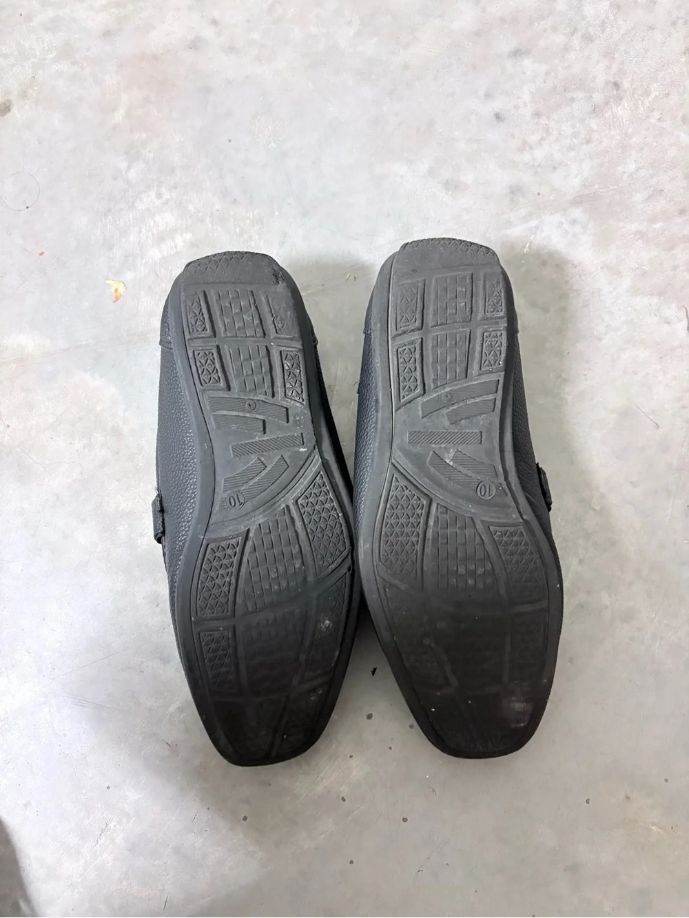Men's Black Slip-On Driving Loafers